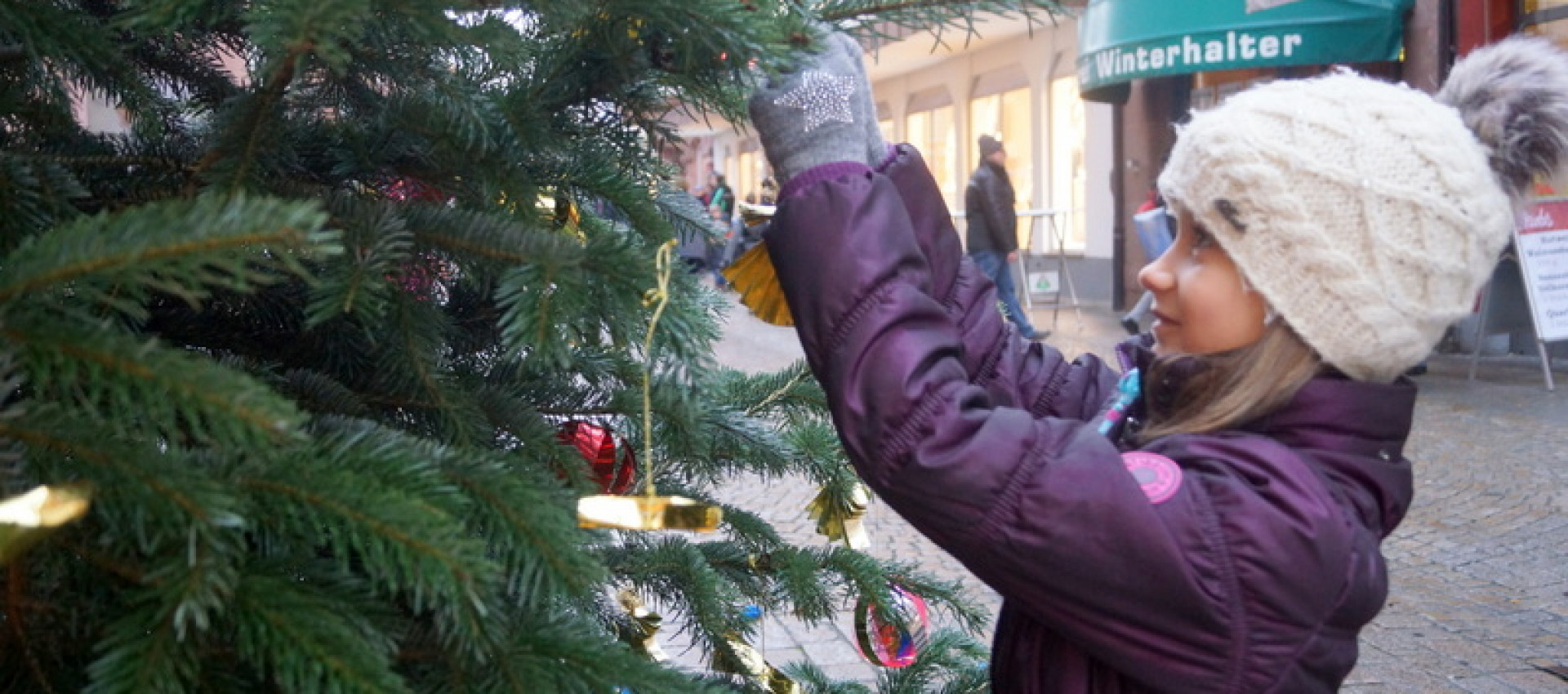 Weihnachtsbaum-Schmückaktion 2022